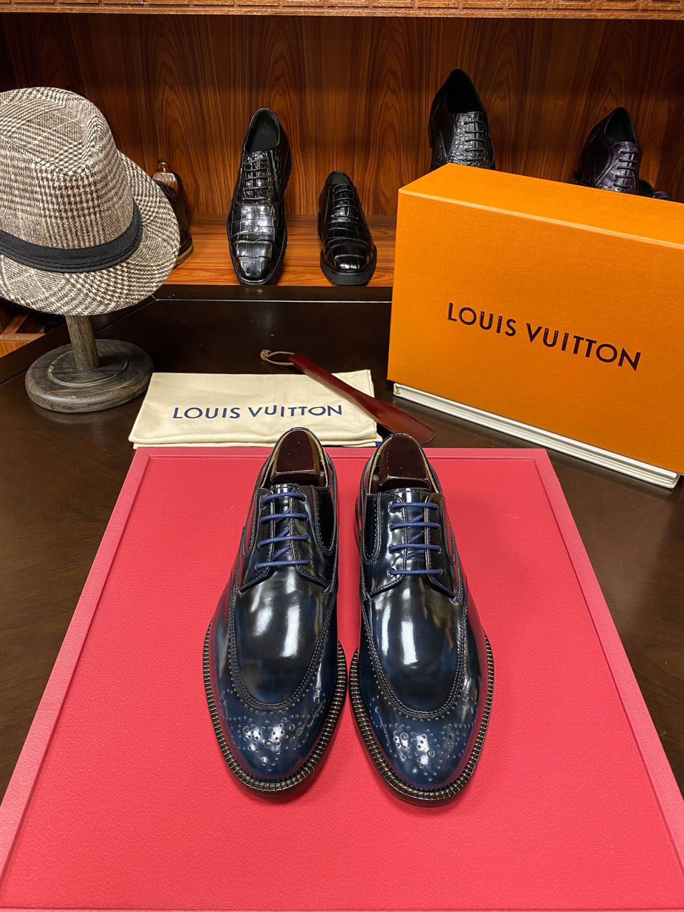 Louis Vuitton Men Crafted Shoes
