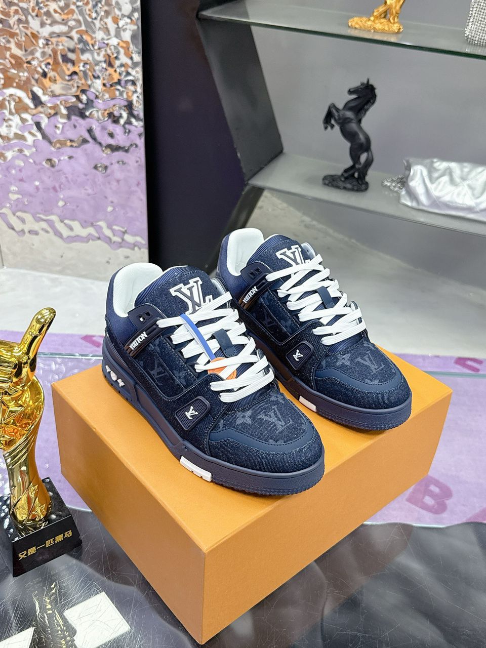 Louis Vuitton Jean LacedUp Sneakers Men