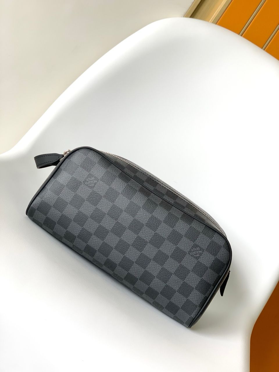 LV Pouch