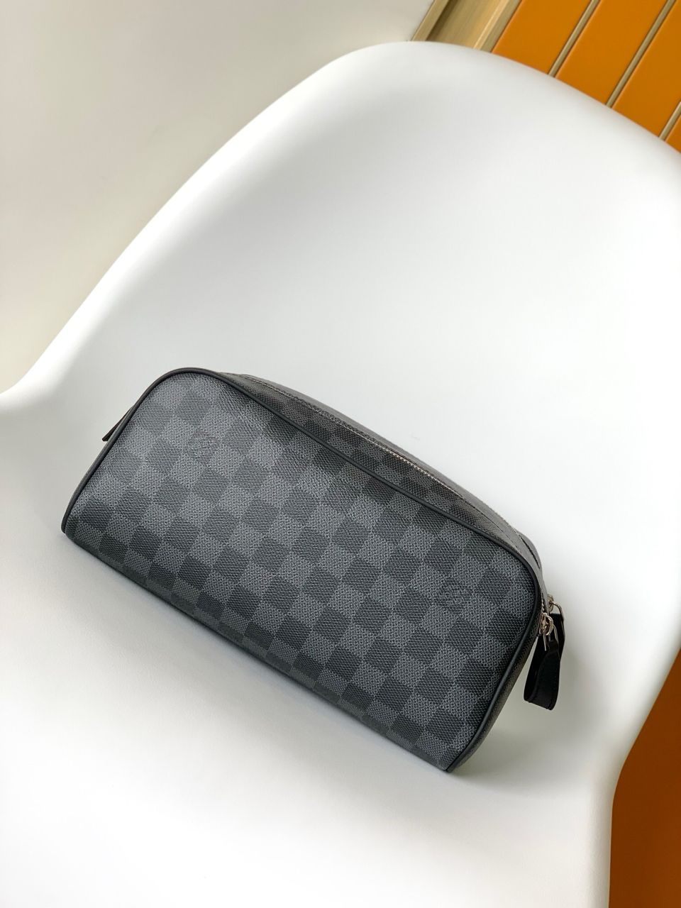 LV Pouch