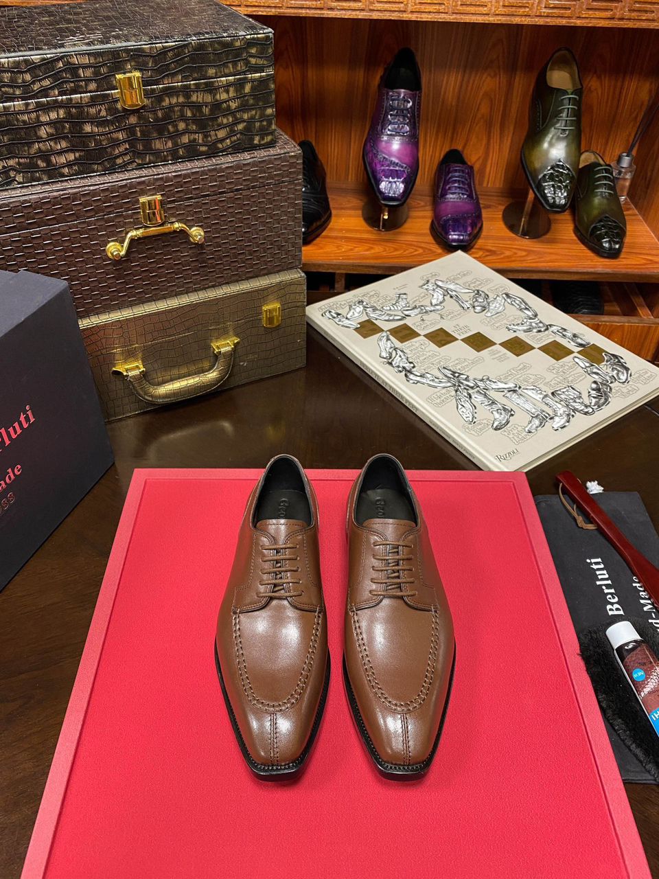 Berluti men shoes brown