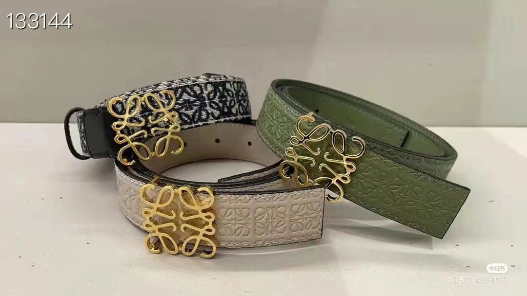 Women's Anagram Leather Belt